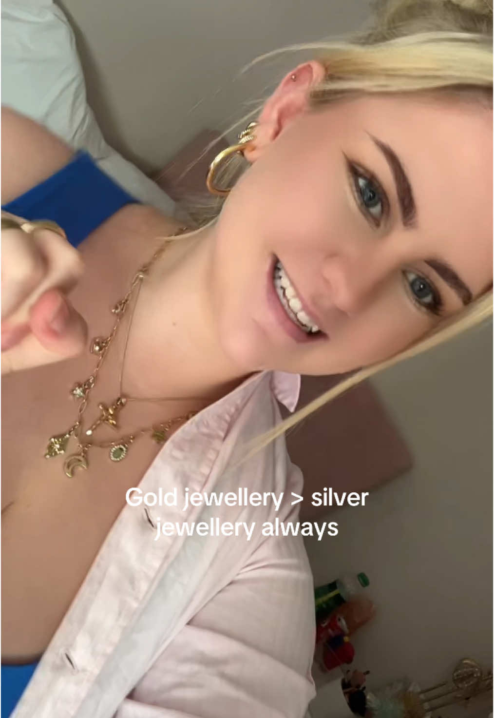 GOLD JEWELLERY 4EVER. #fashion #trending #style #jewellery #jewelry #goldjewelry #goldjewellery #fyp #foryou 