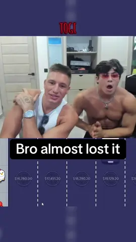 Bro is nuts #clipa #crossyroad #togi 