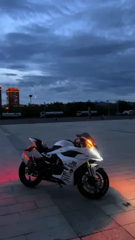 -Motorcycle GB Led Aircraft Strobe lights Rechargable