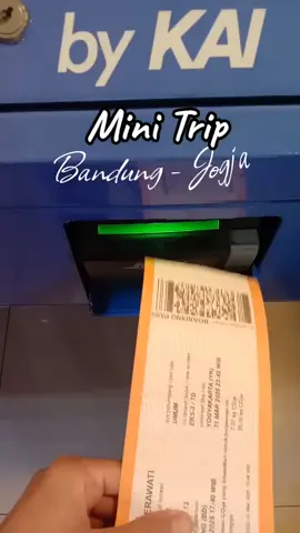 Mini trip: Bandung - Jogja  #minitrip #solotrip #mudik #mudiklebaran #solotraveler #keretaapi #keretaapiindonesia #keretaapikita #kai #kai121 #stasiunbandung #stasiuntugu @kai121_ 