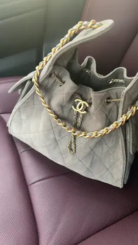 Got her in February, still not over her 😍💕 #chanelhobobag #chanel25 #chanel25bag 