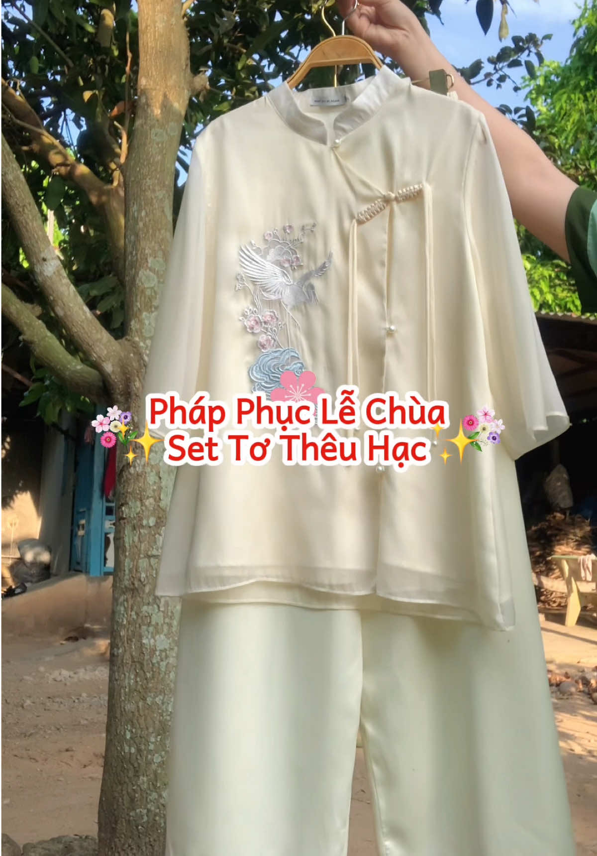 Trả lời @Ruby Nguyễn Dạ mẫu này có size từ 40-65kg ạ 🥰 #phapphuc #phapphucdichua #dolamdichua #setbodichua #dichuamacgi #setboxinh #jeansbigsizenu 