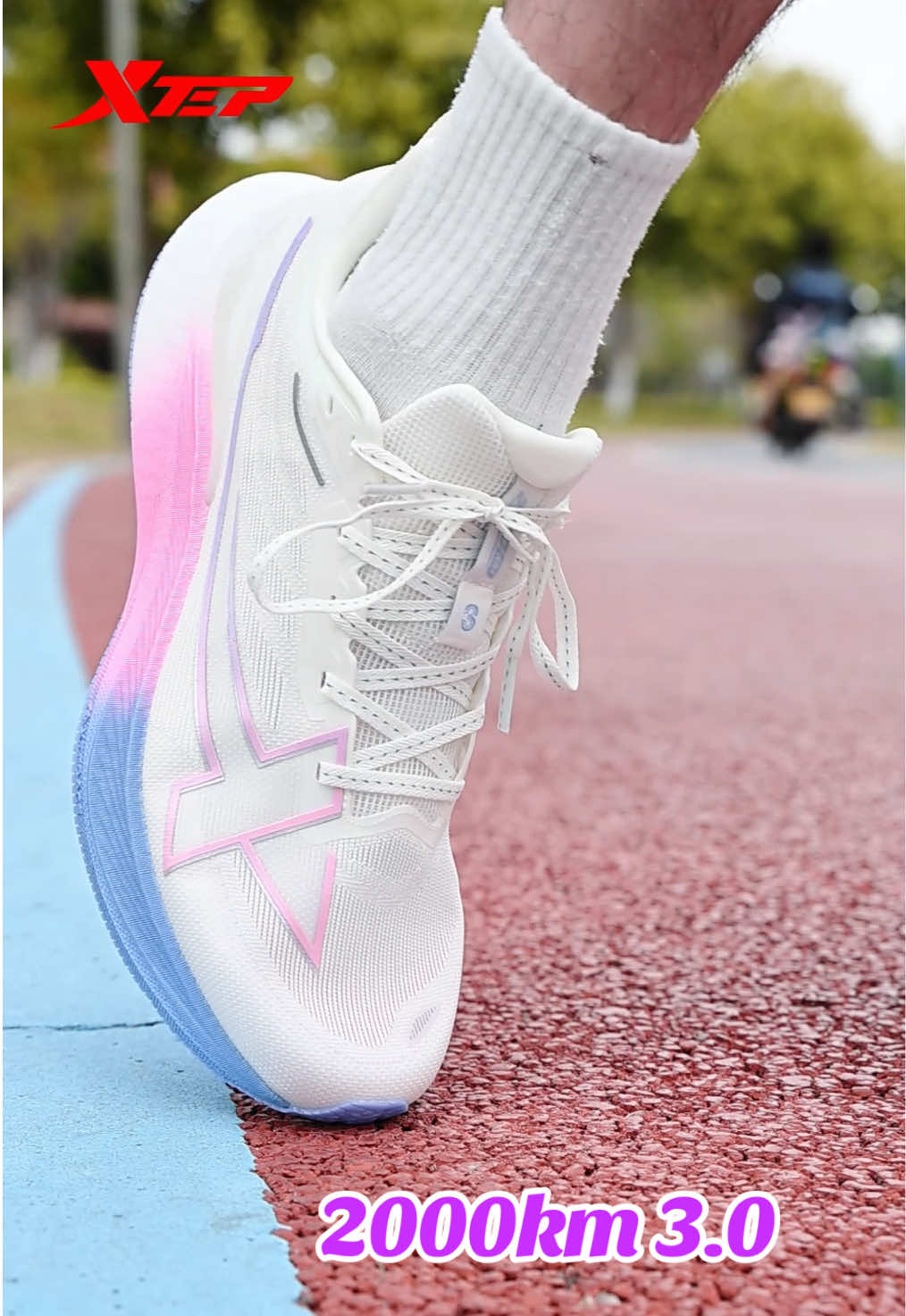 Comfortable daily training shoes suitable for daily running  #xtep #xtepshoes #xtepstore #xtepofficial #xtepglobal #breathableshoes #comfortableshoes #Running #gorun #philippines #original #durable #lightweight #marathon #marathontraining #marathonrunner #2000km #fyp #pink 
