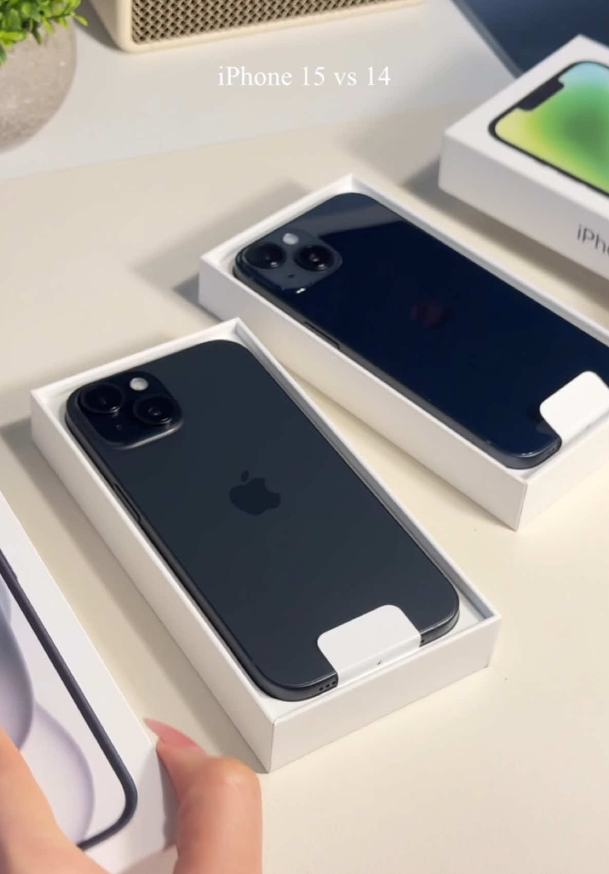 Unboxing 15/14 @ทอย(2.5M)ช่องหลัก #iphone #apple #iphone15 #iphone14 #unbox #unboxing #amtoyshopรีวิว #amtoyshop #foryou #fyppppppppppppppppppppppp #ผ่อนไปใช้ไป #amtoyshop #ขึ้นฟีด 