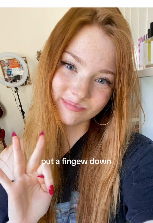 PUT A FINGEW DOWN EVERYONE