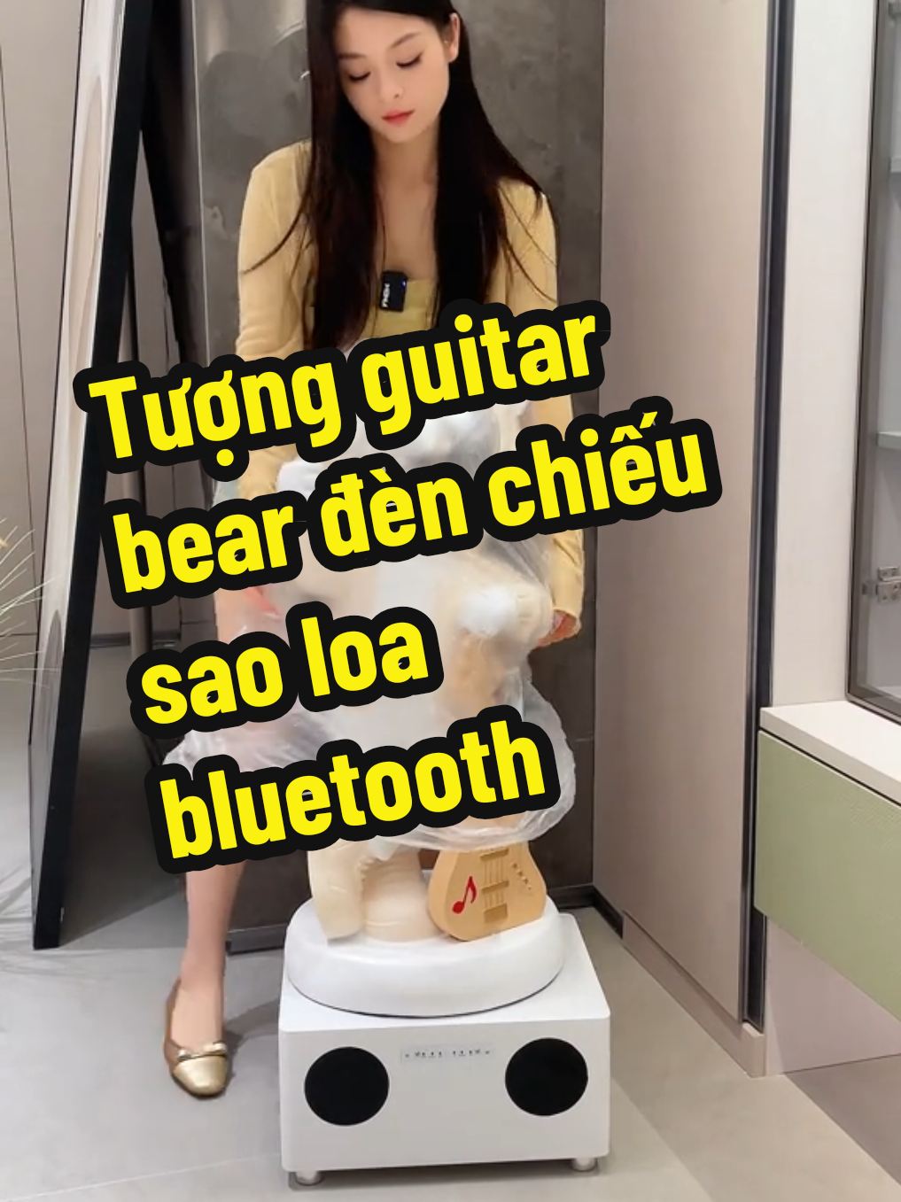Tượng guitar bear có đen chiếu sao và loa bluetooth #giadung #chanhouseorder #ordertaobao #denchieusao #tuongtrangtri 