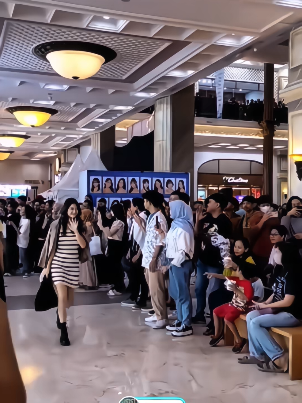 Sampe bawah🥃🗿🪽 #christyjkt48 #angelinachristy #jkt48 #xybca #fypシ゚ #fyp 