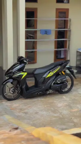 Si hitam manise👋😘 #variogen2 #varionistyindonesia #variovietnam🇻🇳 #vavarioan #r17style #varioring17 #variobucin #ramadhan2025 #fyp #masukberanda #foryoupage 