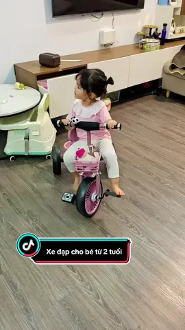Món quà mà bé nào cũng mê vì được tự do chủ động khám phá điều mình thích .Xe đạp 3 bánh siu xinh #viral #bedixedap #xedapchobe #embe #muataitiktok 