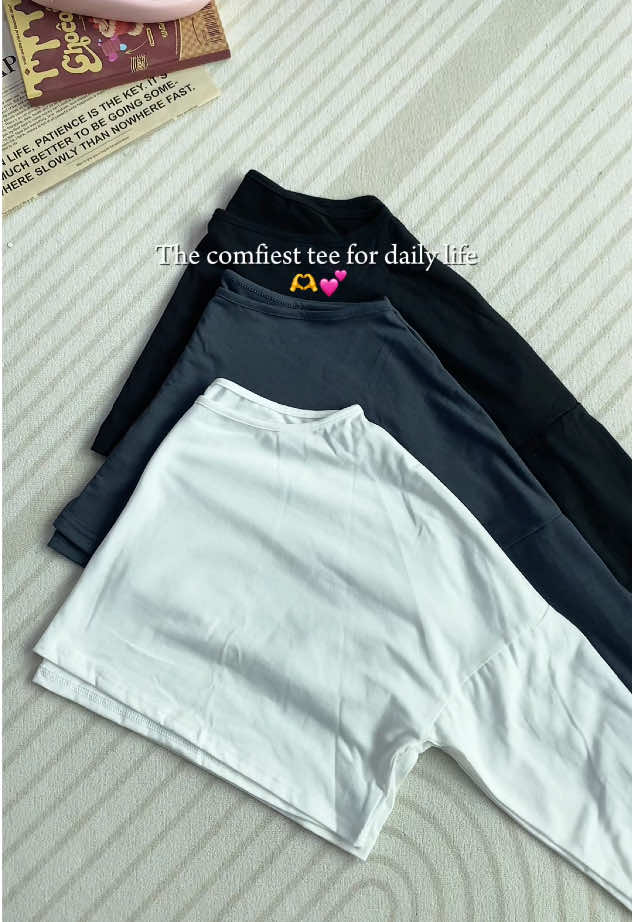 These tees so soft and cute!!😍🥰 Falling in love with these!!! #tiktokshop #tiktokshipfinds #fy #spotlight #tiktokshopnewyearnewaura #tiktokshopcybermonday #fyp #TikTokShopHolidayHaul #BIGSALE #BUYNOW #tiktokshoprestock #spotlightfinds #Greatpicks #usfebruaryrestock #girl #falldealsforyou #tee #tshirt 