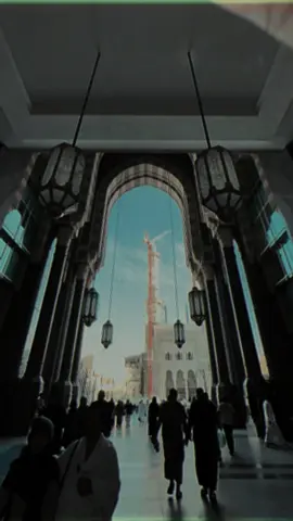 Ngeditnya sambil nangis 😭🥹 panggil saya kembali ya Allah  Panggil saya dengan keluarga kecil dan besarku Panggil saya dengan sahabat2ku Panggil saya dengan orang2 yang selalu rindu akan tempat mustajabmu .. aamiin allahumma aamiin  #mekkah🕋🕋🕋 #mekkahalmukarammah #umroh2025🕋🤲 #syawal2025 #doa 