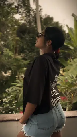 😮‍💨⚡ NIPPA over sized T shirt. Order NOW! 0716667278 Whatsapp 💓 @NIPPA #fyp #goviral #srilankan_tik_tok🇱🇰 