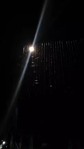 Terkadang Hidup juga perlu berpura pura bahagia. 🥀 #quetes #mentahanvideo #instrumensholawat #fyp 