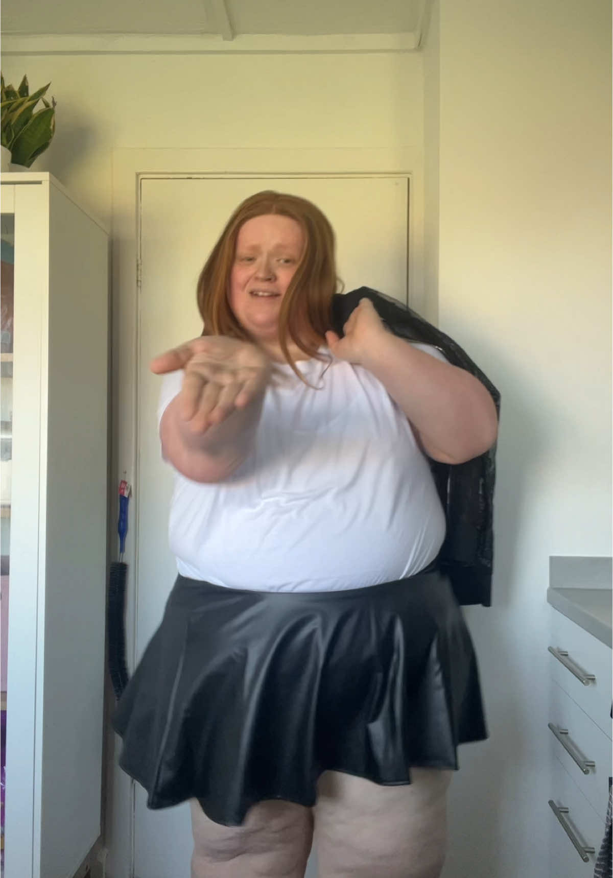 Rock yo body 💅🫶 #plussizedancing 