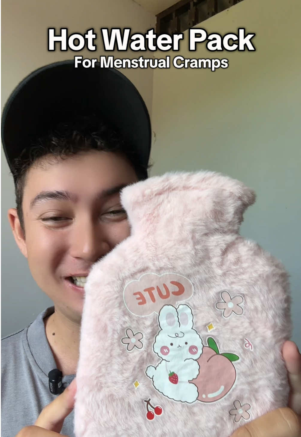 Hot water bag for menstrual cramps ✨🥹 #hotwaterbag #hotcompress #waterbag #menstrualcramps #menstrualpain #monthlyperiod #stomachcramps 