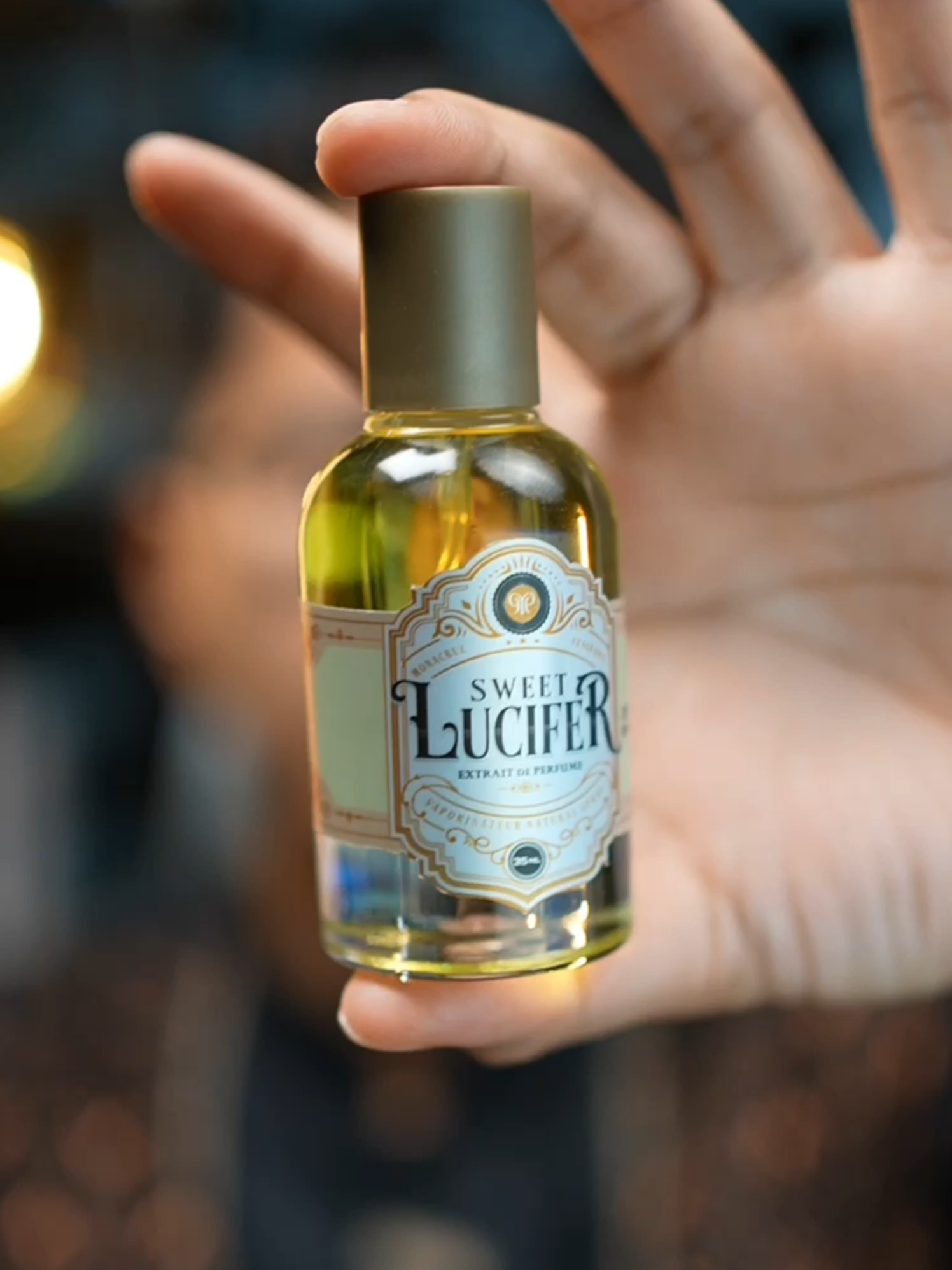 Parfum Monacruz Sweet Lucifer premium dengan wangi yang enak, segar dan tahan lama parfum pria harga murah promo #parfumenak#parfumcowok#parfummonacruz#cuantanpabatas#wibgajian#parfumsweetlucifer #parfummonacruz