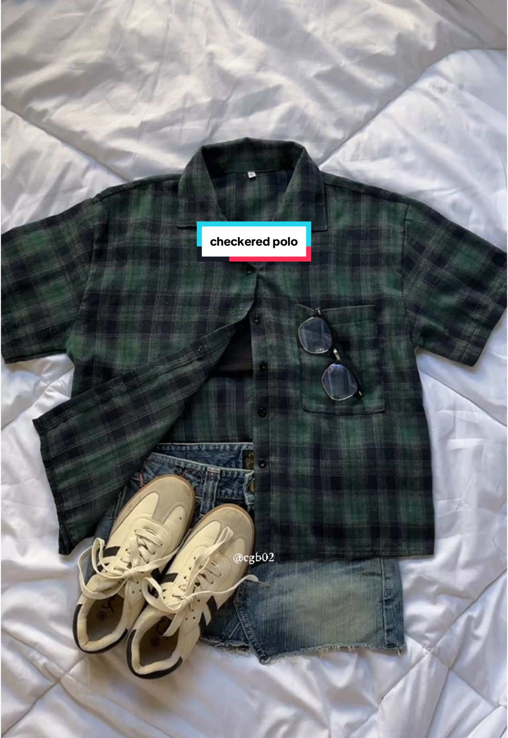this top>>>🛻 #greenpolo #polo #polocrop #checkeredpolo #vintagestylepolo #streetwear #y2kpolo #outfitinspo #outfitideas 