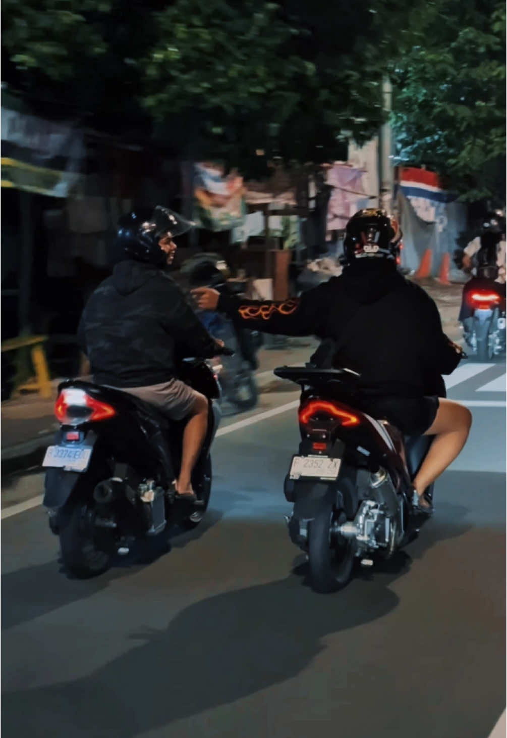 Slomo kapan kita🗿 #vario125old #vario125 #vario125modifikasi #fyp #koncomumet #kzr #foryou #wongliongertiopo 