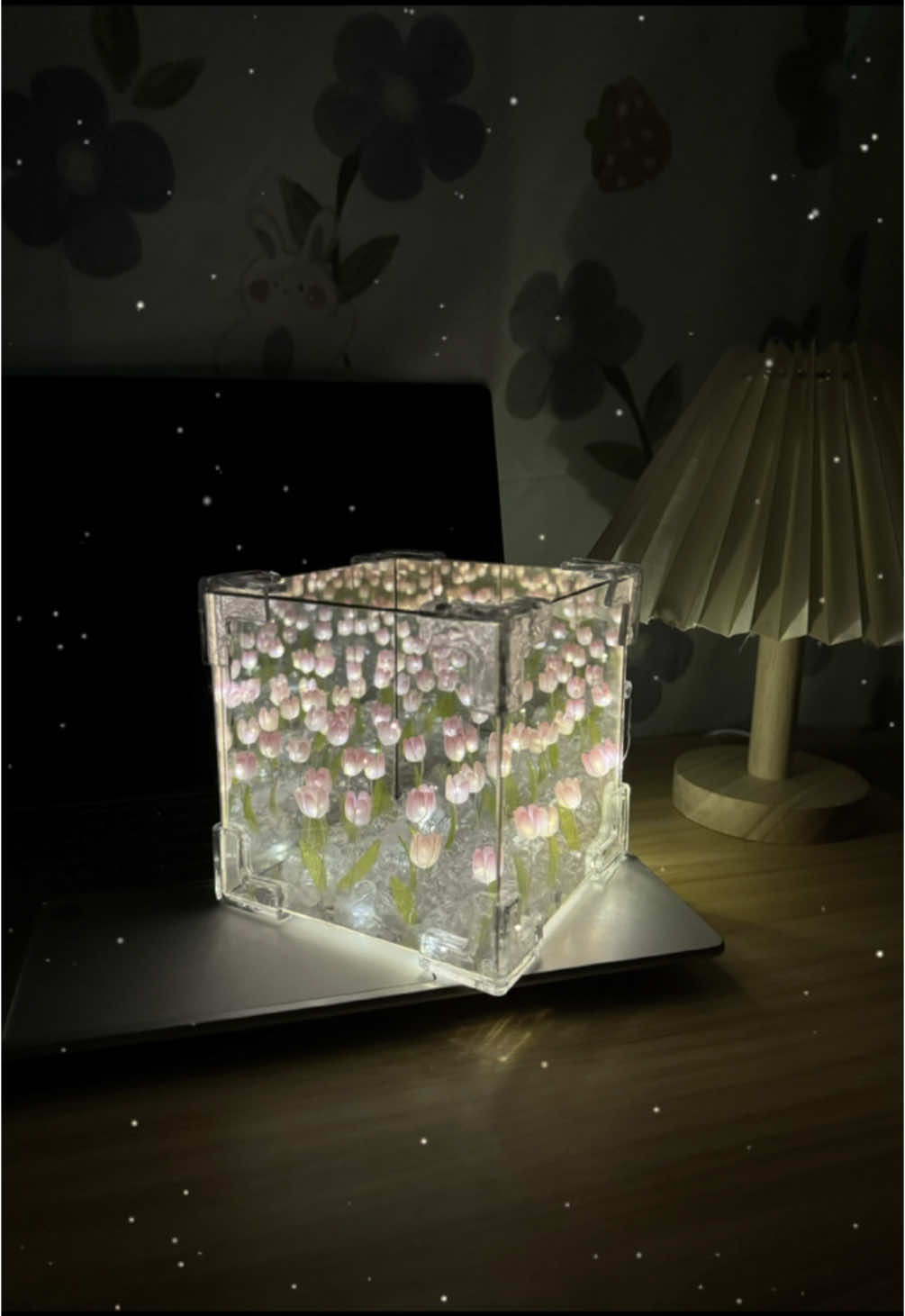 tulip sea lamp ter aesthethic dan tergemoy 🥹✨🫶 Stock terbatas lohh ihiy #fyp #craft #DIY #tulipsealamp #tuliplamp #lamputidur #lamputiduraesthetic 