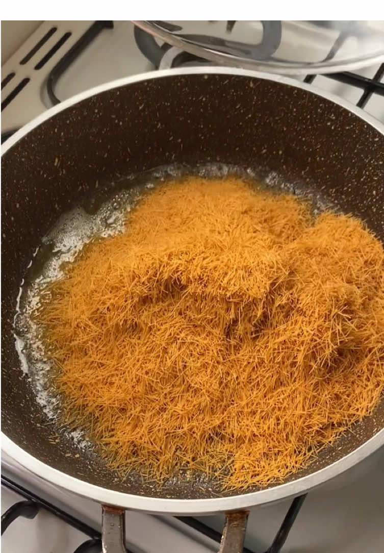 جهزو الشعيرية الباكستانية وجربو هالحلو مميز وبشهي 😍 #وصفات #حلويات #طبخ #حلويات_سريعه #حلويات_سهلة_وسريعة #حلويات_جزائرية #حلا #حلو #وصفاتي #وصفات_سهله #اكسبلور 