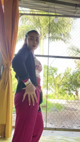 😁
