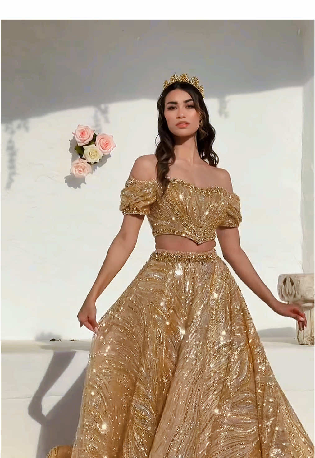 Nouvelle keswa mariée collection 2025 OR  show-room à Marseille sur rendez-vous uniquement  #keswatcarthage #mariagetunisien #keswa #robetunisienne #keswet #fyp #outiya #outia #tunis #hennaday #keswatunisienne #wtya #tenuetraditionnelle 