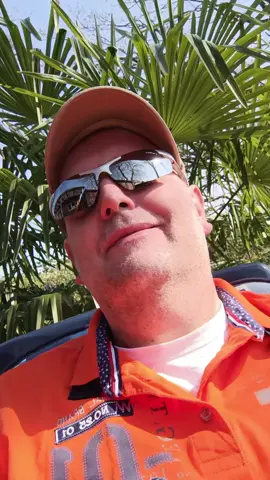 enjoy my garden in Germany... 😎🦋🍀✌️❤️ love u all  #garden #germany 