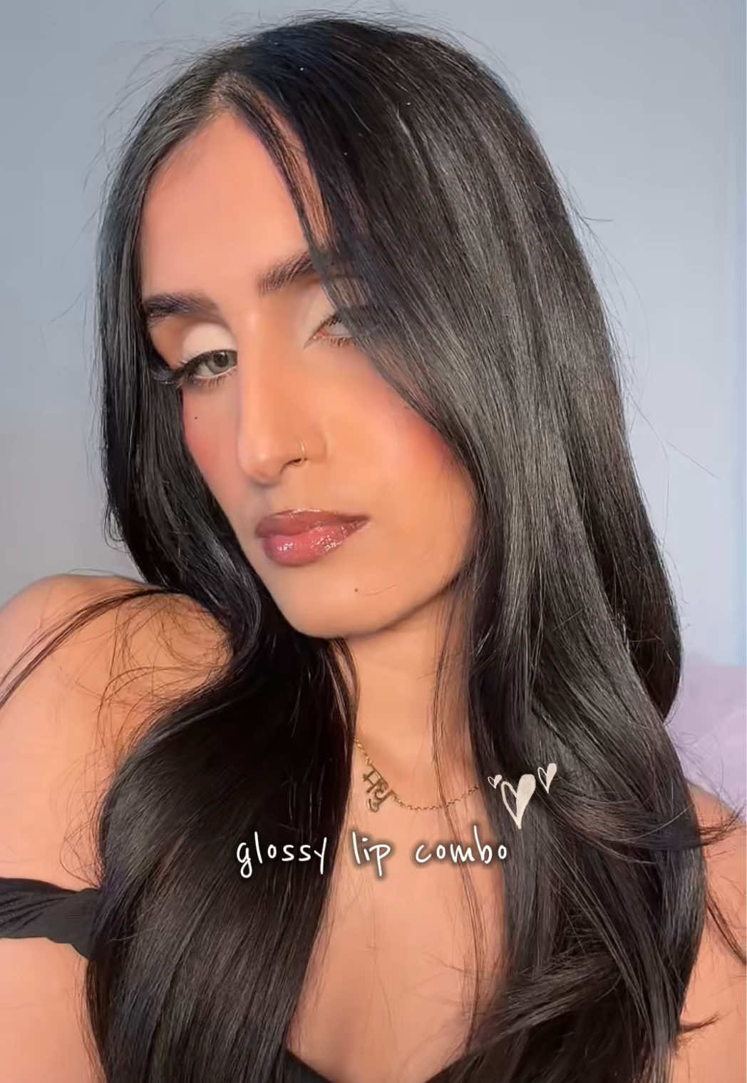 How I achieve the glossiest lip using @nyxcosmetics_uk slick click and @Wonderskin 💋 wonder blading top gloss #lipcombo #liptutorial #wonderskin #nyxcosmetics_uk #lipgloss #glossylips #contentmasters #brownlipliner 