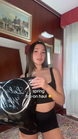 everything is  @Lulù Vibe 