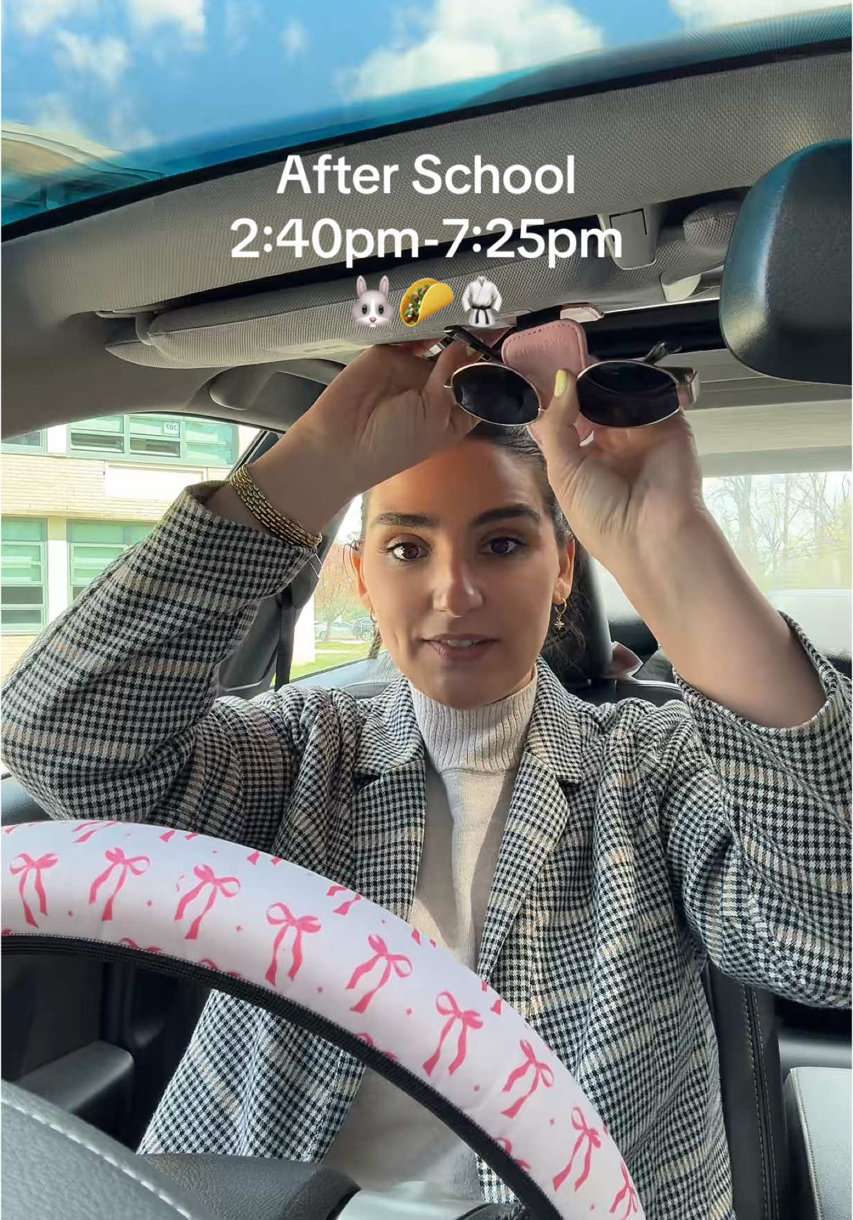 Peep @Ron Ron ‘s recliners…no head or booty stains 🤣 #fyp #fypシ #Vlog #minivlog #spendthedaywithme #teacher #teachersoftiktok #mom #momlife #momof7 #workingmom #dinner #tacotuesday #kids #family #realistic 