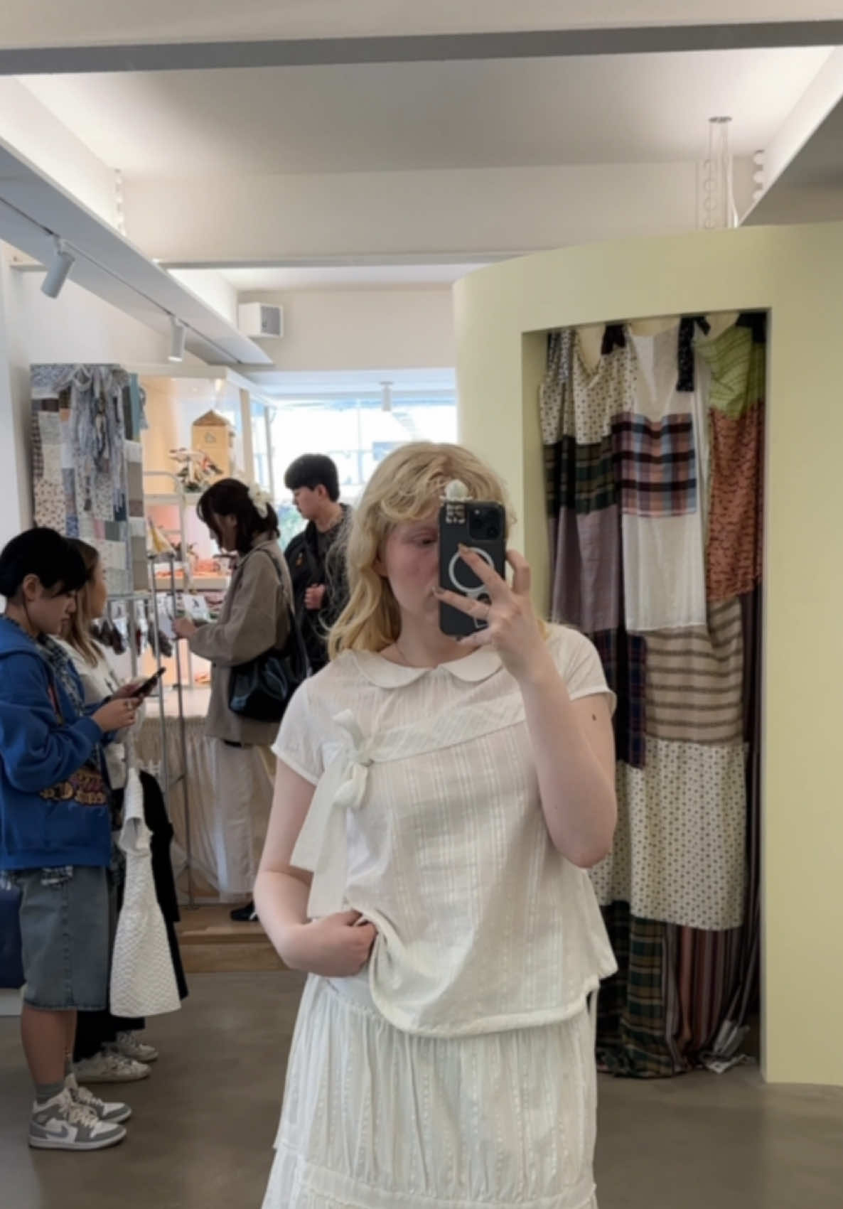 *+:｡.｡ Shopping Recc in Seoul  ｡.｡:+*  I’m obsessed and am fear for my wallet.  #seoul #koreanfashion #kfashion #seoullife #hongdae #seoulshopping #shoppinginkorea #shopping #fashion #minimalist #newjeans #fashionfinds #fyp #fypシ #fypシ゚viral #viral #trend #fyppppppppppppppppppppppp 