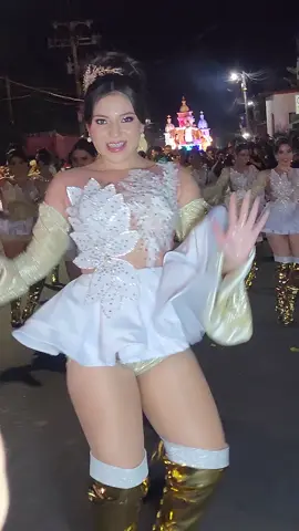 bella Heisel cachiporrista de ASMUVE #bastoneras #bandaselsalvador #elsalvador🇸🇻💙 #bailarinas #lasmejoresbandas #elsalvador🇸🇻 #bandas #cachiporras #cachiporrista #bailarinastiktok #elsalvador🇸🇻💙 #elsalvador🇸🇻💙 #elsalvador🇸🇻 #elsalvador🇸🇻  créditos a la página 