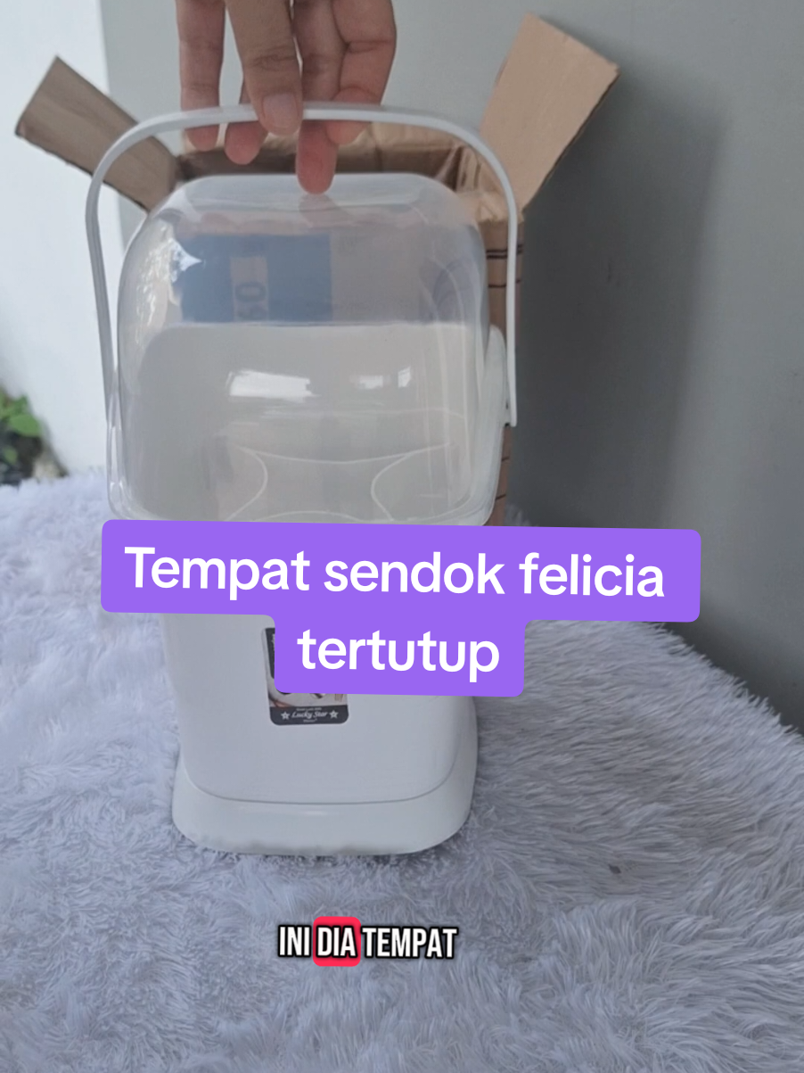 Tempat sendok felicia tertutup melindungi alat makan dari debu, kecoa, cicak dan binatang lainnya. yuk beli sekarang juga. #tempatsendok #tempatsendoktertutup #tempatsendokfelicia 
