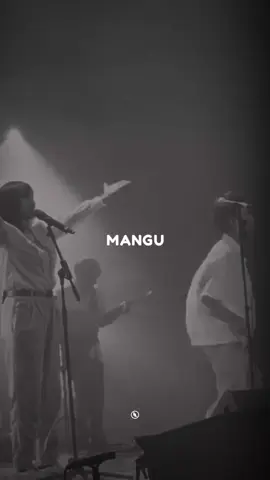 Terimakasih ' Fourtwnty telah menciptakan lagu seindah ini 🥺 #mangu #fourtwntymusic #laguviral #liriiklagu #liriklagu #arilesmana  Cr : @ari.lesmana & @charitamski  Source TikTok : surianakaria