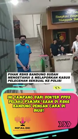Tampang Dokter PPDS Pelaku Pemerkosaan di RSHS Bandung Polda Jawa Barat baru saja merilis kasus pemerkosaan yang terjadi di RSHS Bandung. Polisi menyebut, pelaku, dr. Priguna Anugerah Pratama telah berkeluarga. Polisi mengungkap, Priguna berasal dari Pontianak. Lalu, mereka menyebut, keberadaan keluarga Priguna sama seperti alamat KTPnya. Kabid Humas Polda Jawa Barat, Kombes Pol Hendra Rochman, saat konferensi pers, Rabu (9/4) mengatakan, pelaku memerkosa korban saat tengah jaga malam. Lalu, membius korban yang merupakan salah satu keluarga pasien. Modusnya, ia mengambil darah korban tapi justru membuat si korban itu tak sadar dengan obat bius. 
