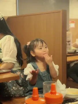 adikk cantii sekaliii kayak beberi eh berbie maksudnya bestt😭🙏😻🤏 #ritsukichan #ritsuki #uenofamilyjapan #japanese #xybca #xyzabc @MEGAKENICHIRO_OFFICIAL 