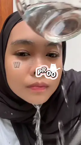 Complexion anti badaiiii 🫧💧☔️  #yessica #yessicafoundation #waterproofmakeup #foundationviral #fouryoupage #review #ConSantanderConecto #CapCut 