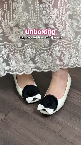 Đôi giày búp bê xinh xắn, lại còn độn gót trong tôn dáng, chị em đi hàng ngày hay đi chơi cũng đều hợp lắm nhaa 🥰🥰 #unboxing #review #giaydepnu #giaydepxinh #giaybupbe #giaydichoi 