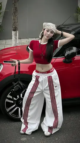 Phong cách cá tính cho nàng#urbanstyle #stylecatinh #y2kfashion #quanongrong #ouftit #xuhuong 