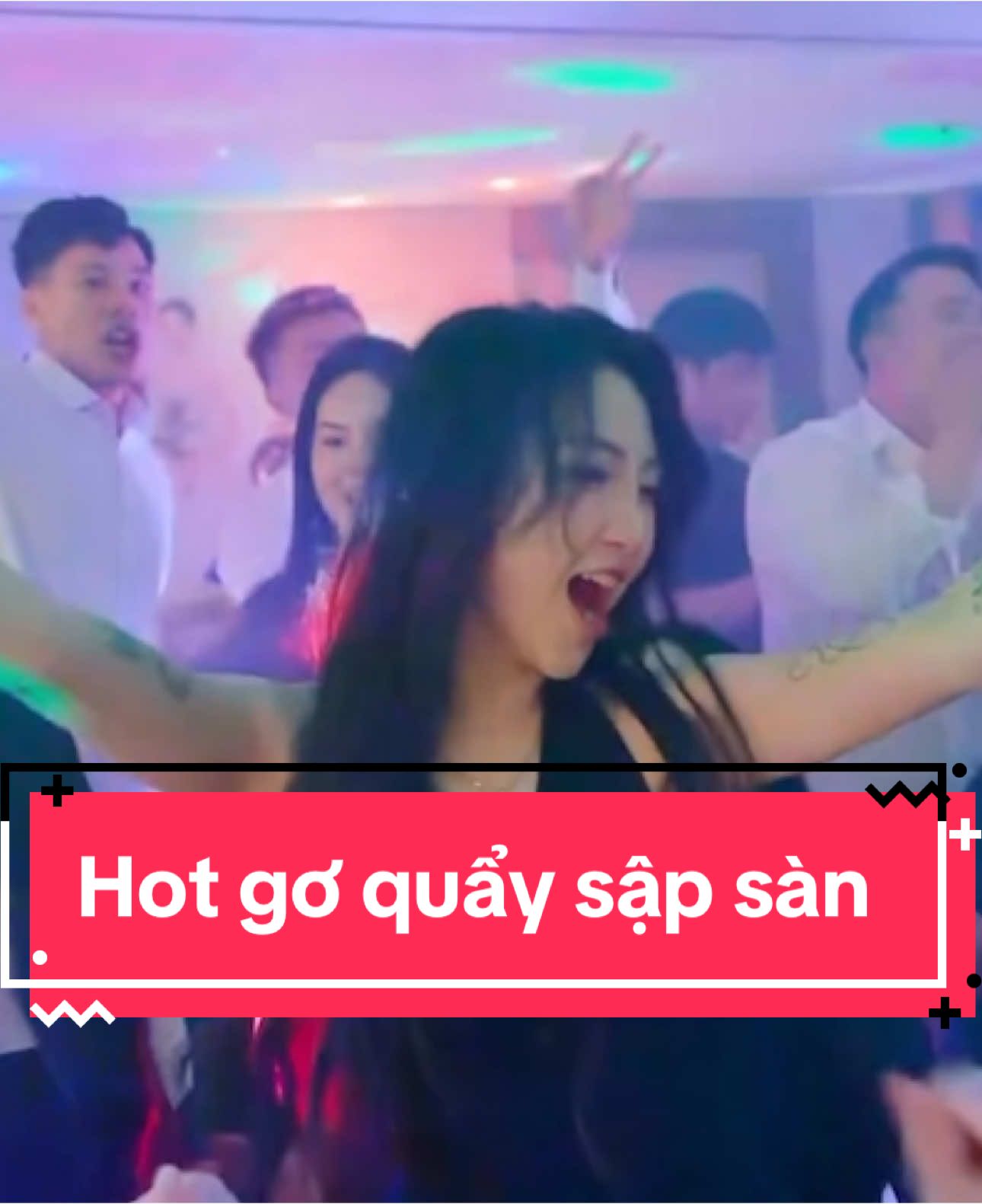 MẤT KẾT NỐI phiên bản một dàn hot gơ đốt choáy sân khấu🔥🔥#bannhacngoisaoviet #djnhatthien #mckun #damcuoi #wedding #hottiktok_xuhuong 