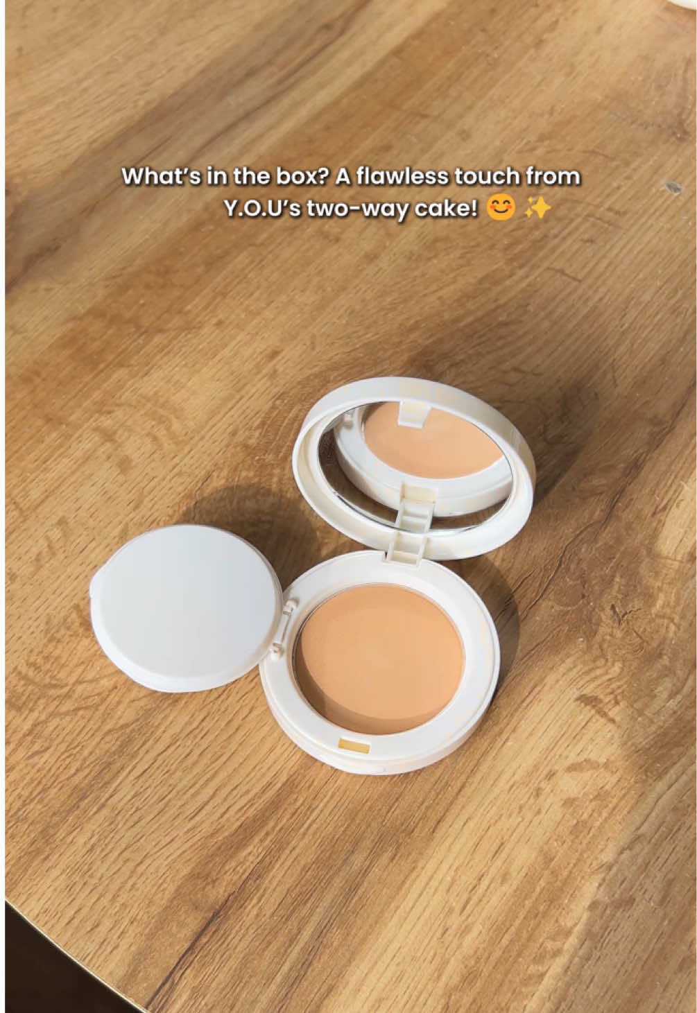 Rekomendasi two way cake buat kalian nih! hayo siapa yang udah punya? 😍🫶🏻🤍 #CloudCoverYOU #FlawLastsAllDay #YOUCloudTouch #YOUMakeups #YOUROWNUNIQUE #TwoWayCake 