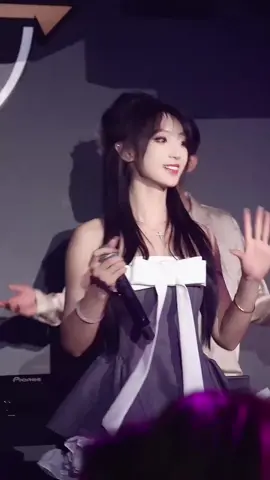 #ngamgaixinh #nguoimau #hotgirl #douyin #girls #model #xuhuong #hìnhđẹp #dance