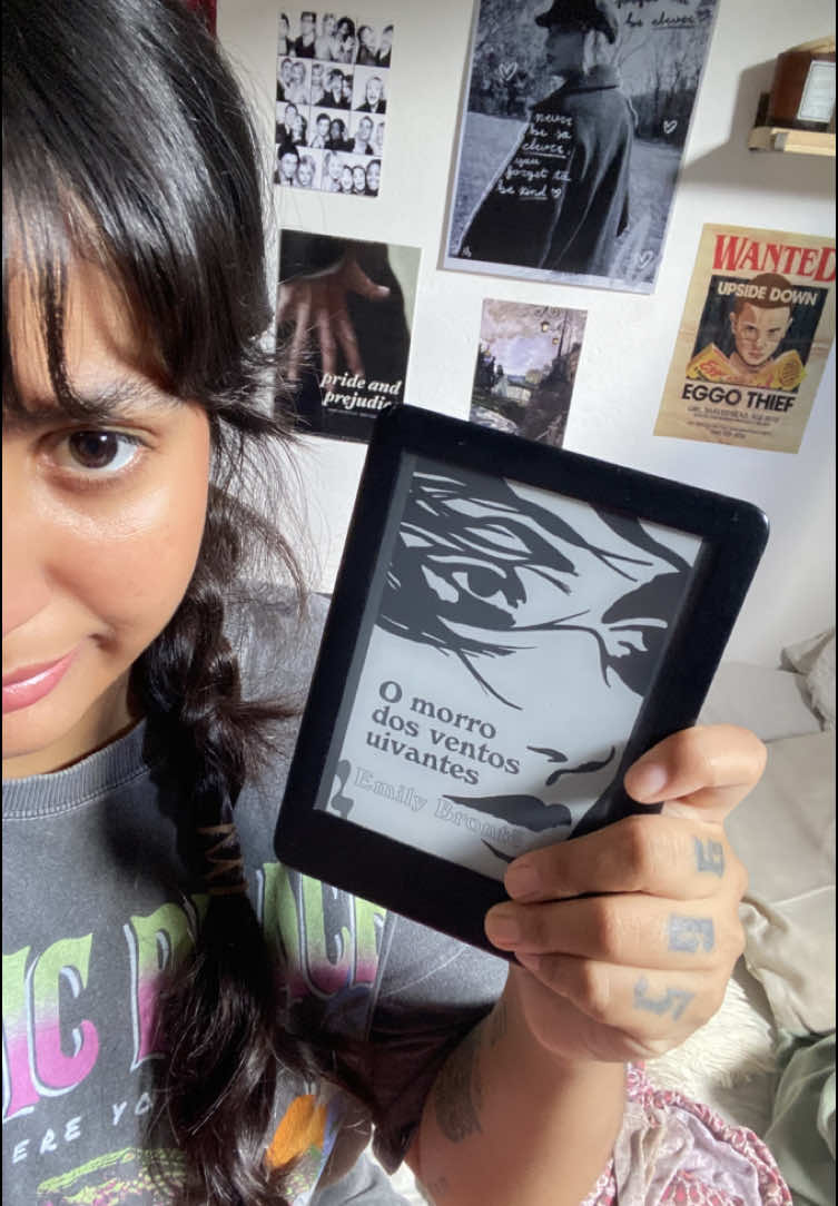 É bem saudável graças a Deus  #wutheringheights #omorrodosventosuivantes #cathyandheathcliff #livrosclassicos #leitora #booktokbr #BookTok 