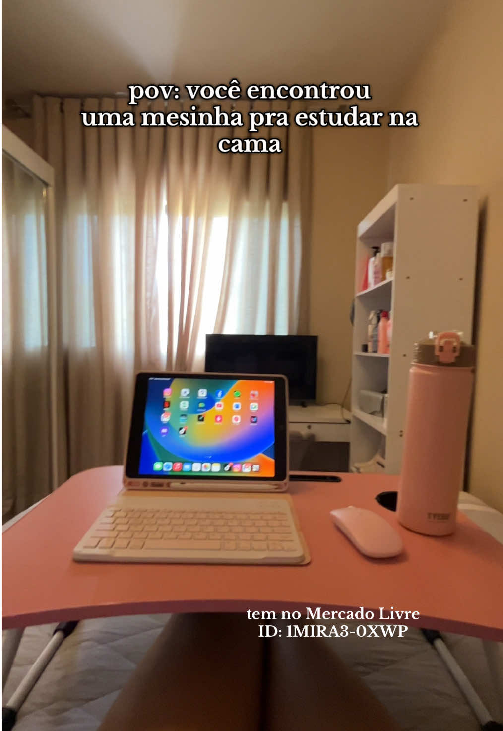 melhor aquisição 🤌🏼💖  Tem no @Mercado Livre  ID: 1MIRA3-0XWP @Mercado Livre Moda  #mesinhadeestudos #mesinhadecama ##QuartaComEstiloNoMeli #estudos #mesinhadenotebook 
