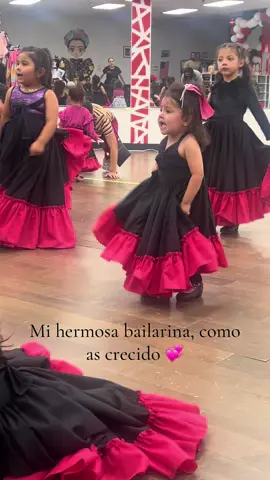 #Dance#folklorico#Dancemom#dancingqueen💃👑 #2yearolddancer#raisesmexicanas 