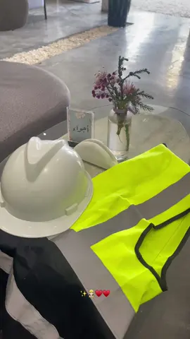 👷🏻‍♀️♥️. #تصميم داخلي #هندسة #هندسة ديكور #باشمهندس #هندسه_ديكور #مصممه #جامعه #بغداد #اربيل #العراق #العراق🇮🇶 #جامعات_العراق #CapCut #CapCut #fyp #fyppppppppppppppppppppppp 