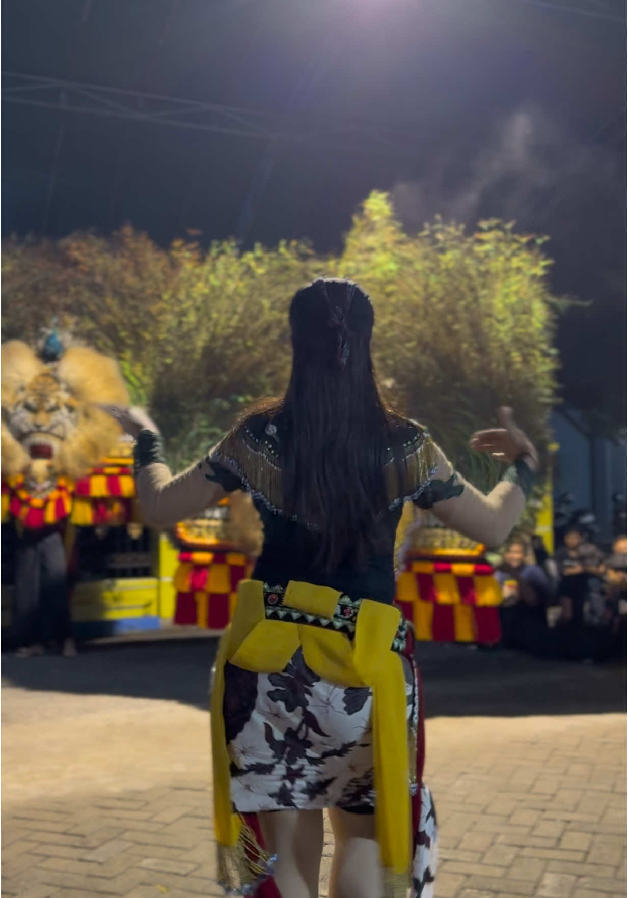 Mentahan🙌🏻 #fyp #beranda #tiktok #lagujawa #ponorogo #ponorogo24jam #reogponorogo #reogponorogoindonesia #storytime #storyreog #jathilan #jathil #fypage #fyppppppppppppppppppppppp #fypage 