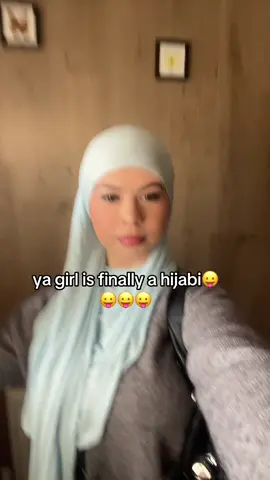 eeeee i know this isn’t the correct way of wearing the hijab but baby steps 😛 #fyp #foryou #revert 