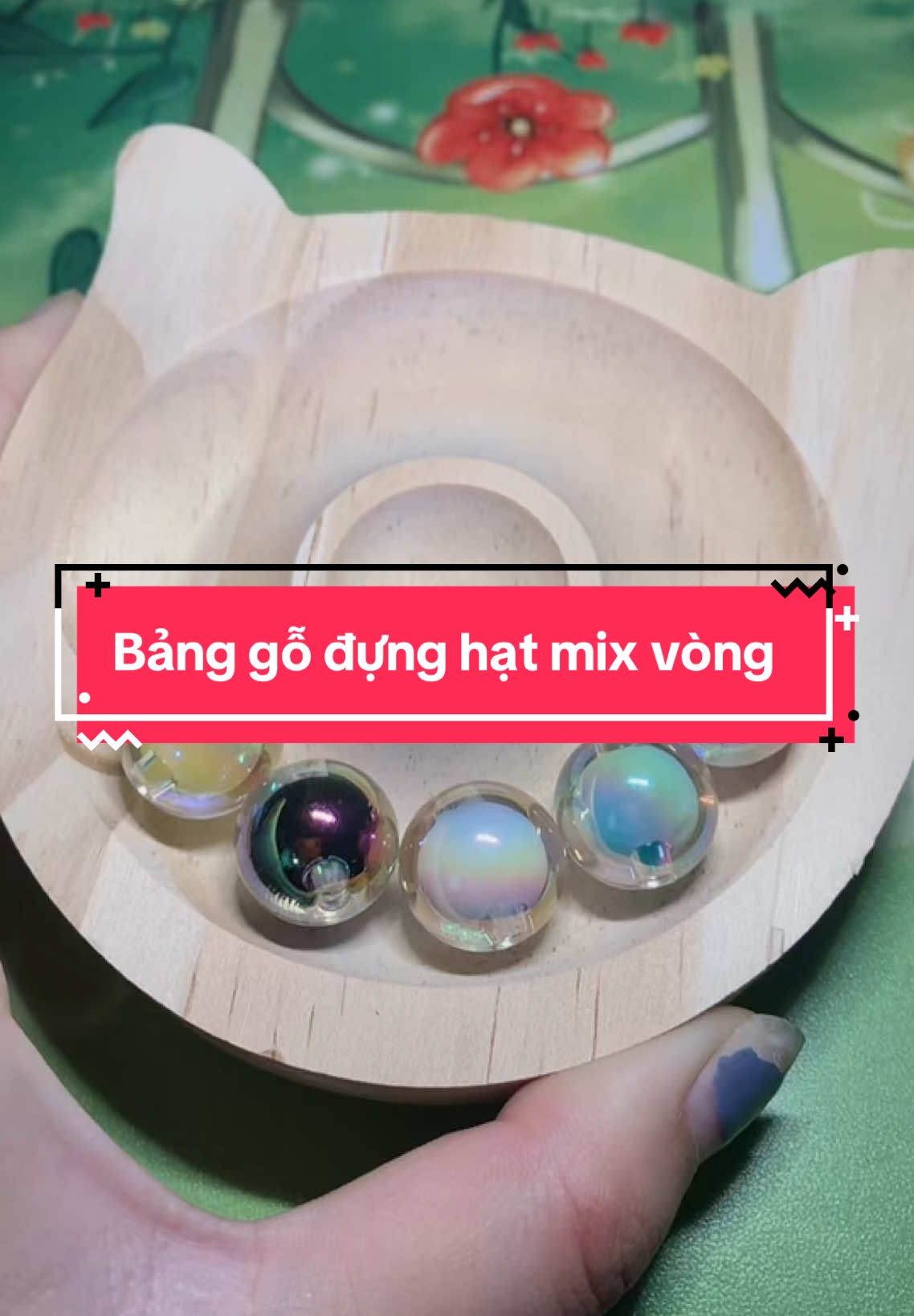 Có cái bảng này tiện ghê mà có hơn 1k #huongnt245 #xh #xuhuong #xuhuongtiktok #hatacrylic #banghatdoxo #banggo #mixvongdeotay 