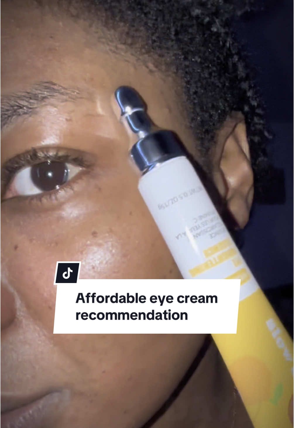Tired the Vitamin C Eye Brightening Essence cream for 7 days, and I love how it brightened my under-eye. @SHEIN 32880787 #Eyecreamrecommened #7days #eyecream#darkcircle #undereyecircles #fypviralシ #relatable #videoviral #goviral #creatorsearchinsights 